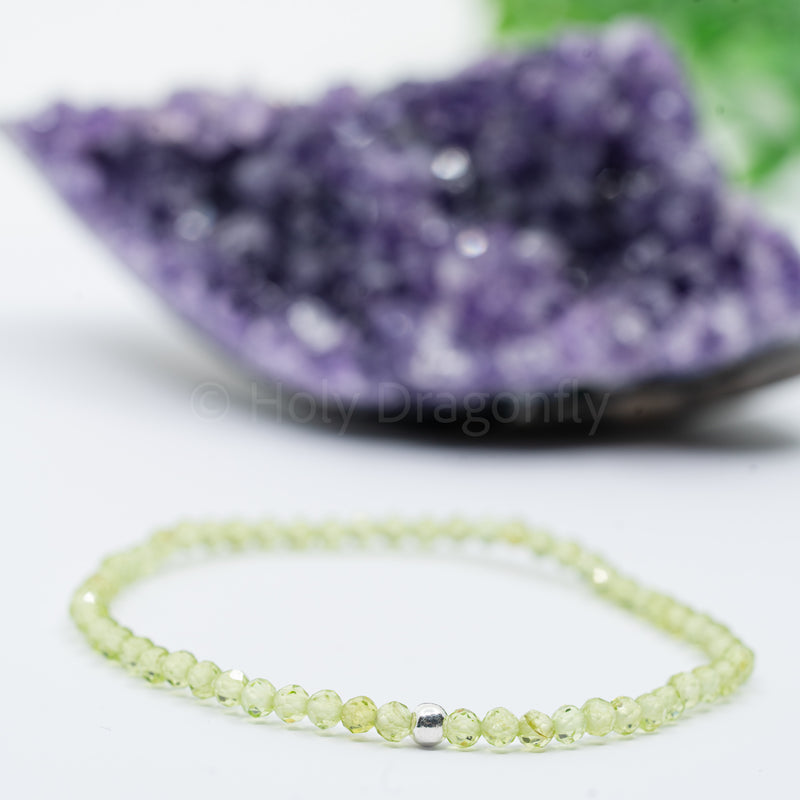 Peridotas apyrankė "3mm" (briaunuota)