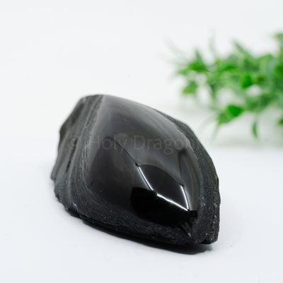 Vaivorykštinio Obsidiano mineralas