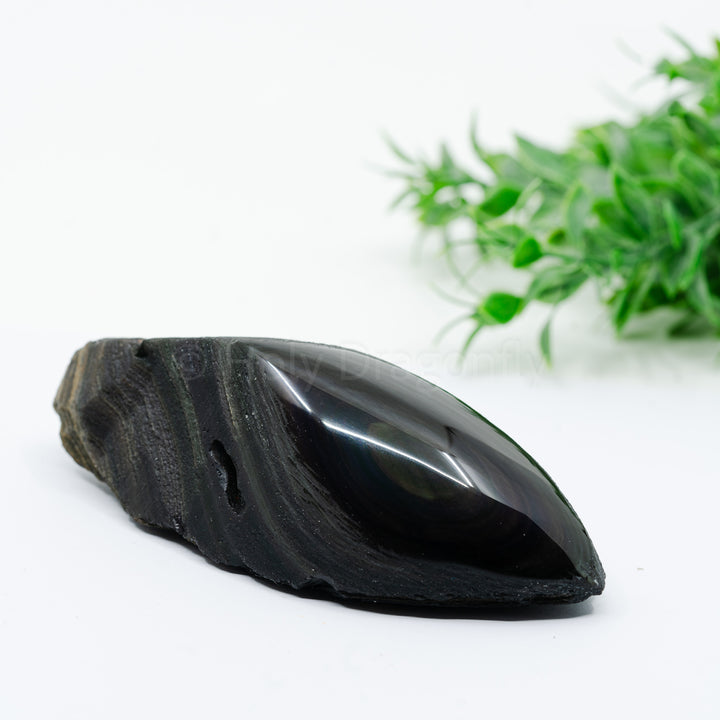 Vaivorykštinio Obsidiano mineralas