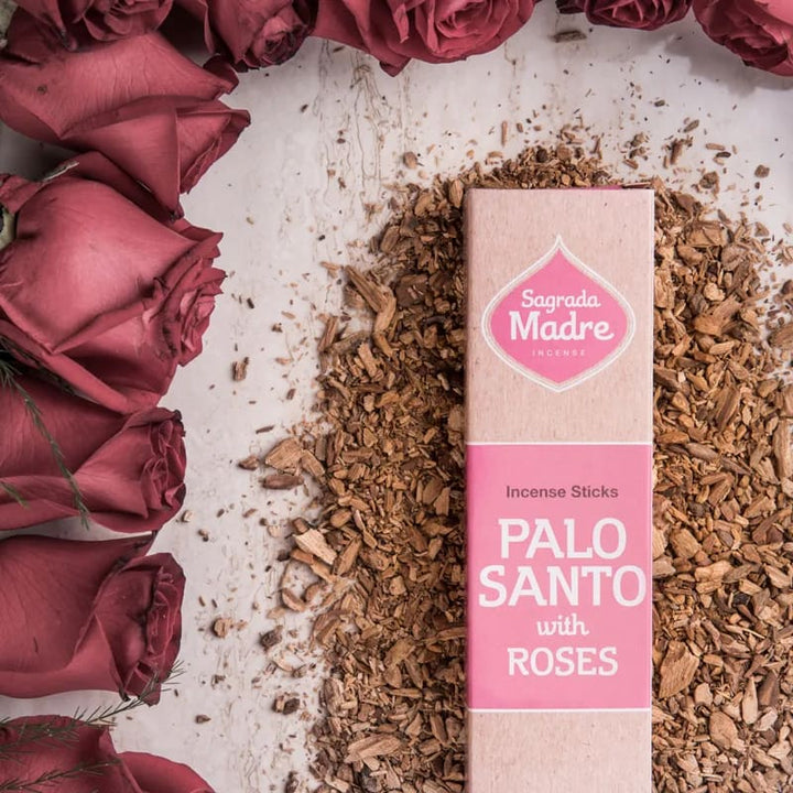 Sagrada Madre Palo Santo, Roses